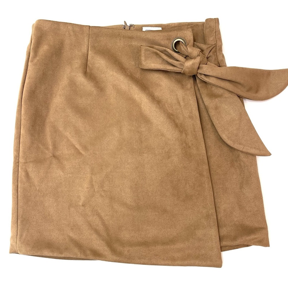 Lisa & Lucy Faux Suede Camel Wrap Skirt Size Medium